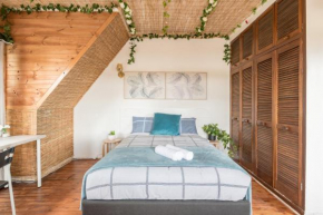 Rustic Private Room in Waterfront Beach Retreat 5 - SHAREHOUSE